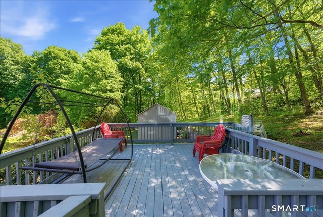 2 Judith Drive, Danbury, CT 06811