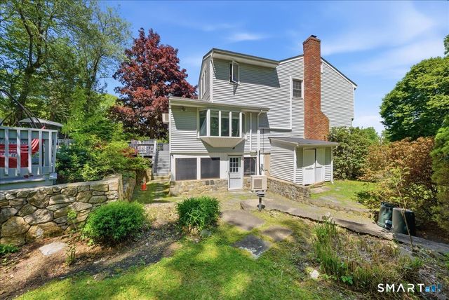 2 Judith Drive, Danbury, CT 06811