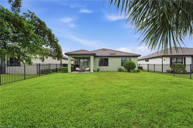 16095 Mistflower DR, Alva, FL 33920