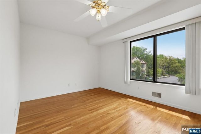 201 Watchung Avenue C19, Bloomfield, NJ 07003