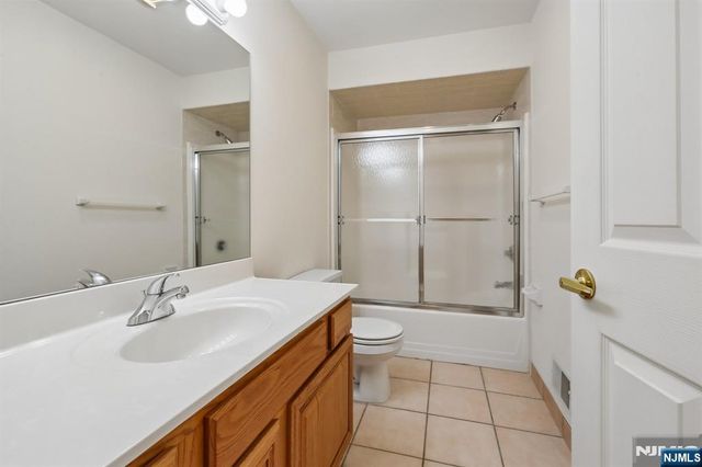 201 Watchung Avenue C19, Bloomfield, NJ 07003