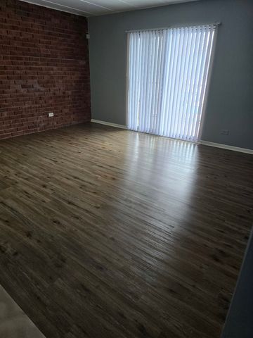 17001 Albany Avenue S 101, Hazel Crest, IL 60429