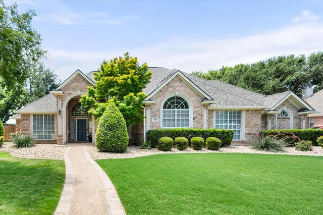 900 Ownby Lane, Southlake, TX 76092