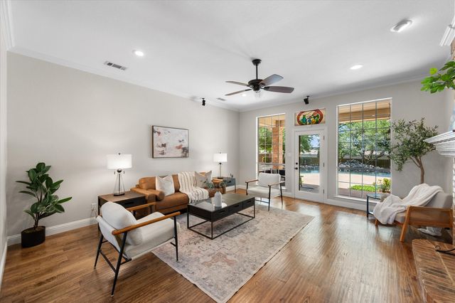 900 Ownby Lane, Southlake, TX 76092