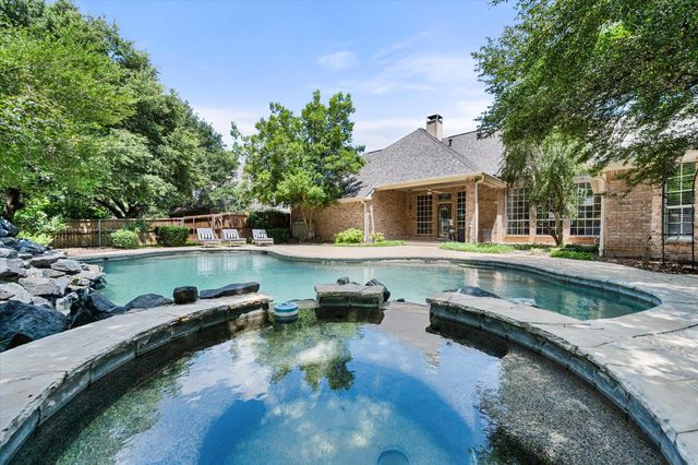 900 Ownby Lane, Southlake, TX 76092