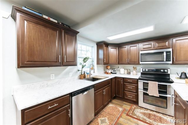 702 N Hickory Street, Salem, MO 65560