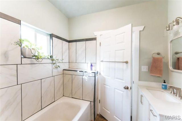 702 N Hickory Street, Salem, MO 65560