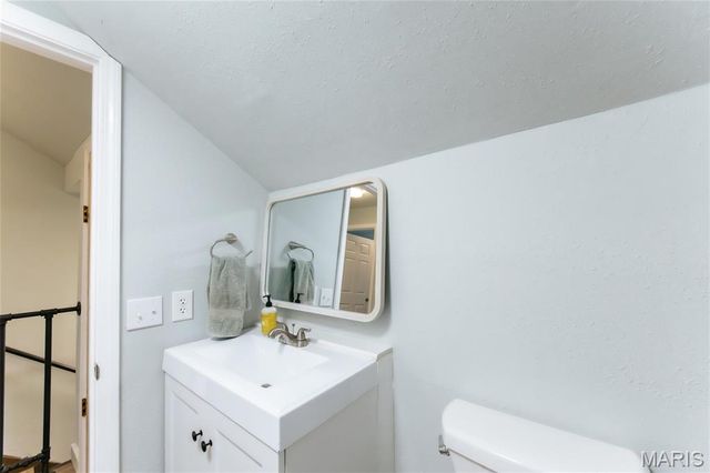 702 N Hickory Street, Salem, MO 65560