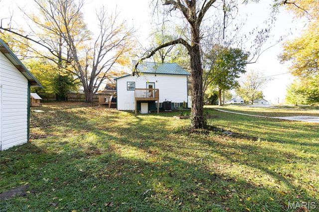 702 N Hickory Street, Salem, MO 65560