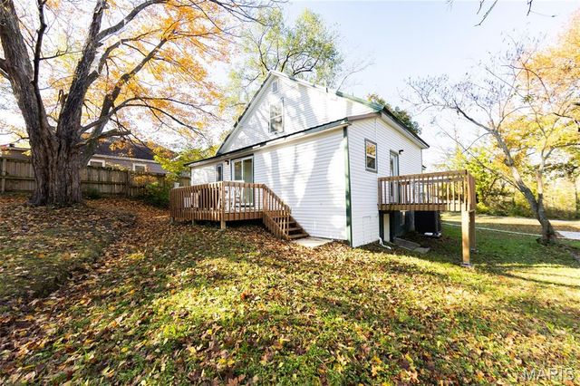 702 N Hickory Street, Salem, MO 65560