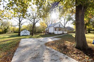 702 N Hickory Street, Salem, MO 65560