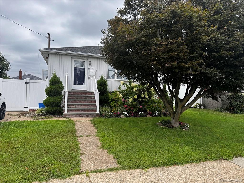 3318 MURDOCK Avenue, Oceanside, NY 11572 — exterior