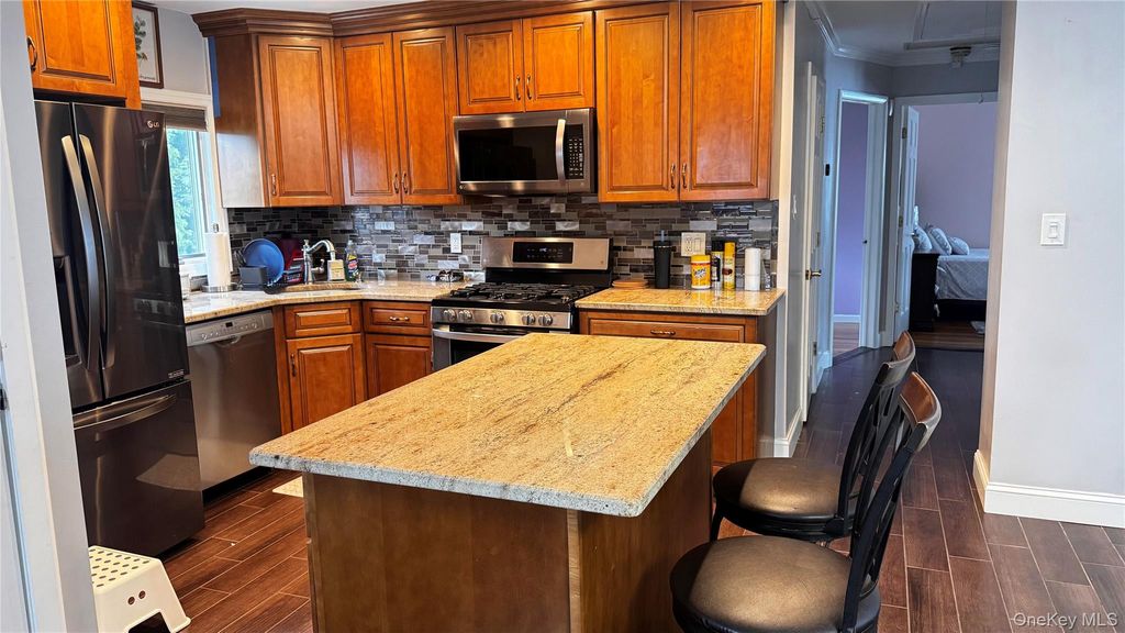 3318 MURDOCK Avenue, Oceanside, NY 11572 — photo 4