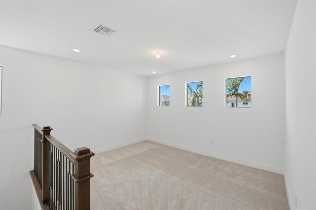 1012 Raleigh Way, Wellington, FL 33414