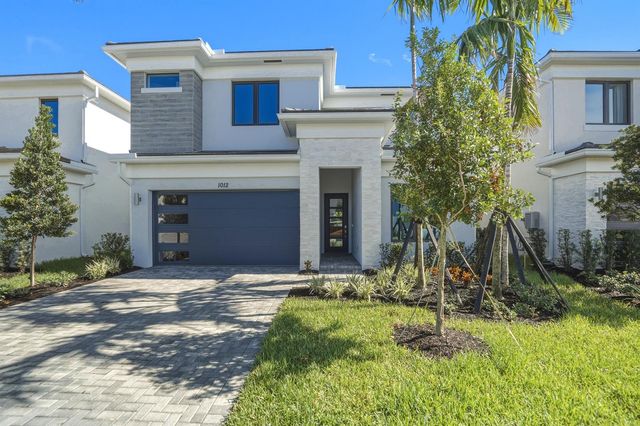 1012 Raleigh Way, Wellington, FL 33414