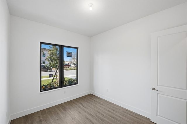 1012 Raleigh Way, Wellington, FL 33414