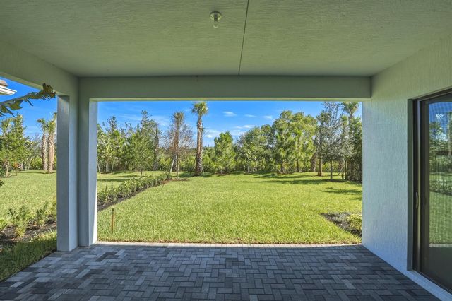 1012 Raleigh Way, Wellington, FL 33414