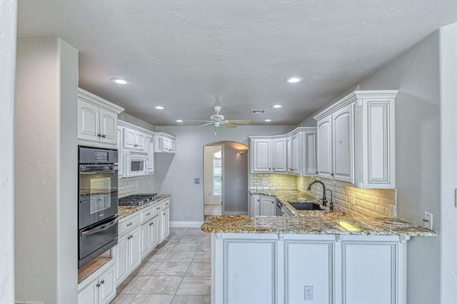 1508 SW 35th Street, Moore, OK 73160