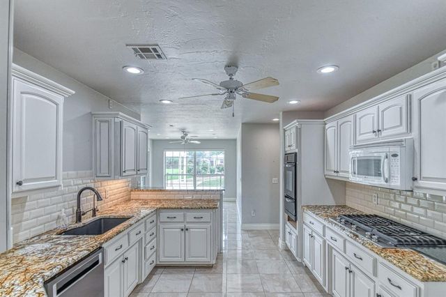 1508 SW 35th Street, Moore, OK 73160
