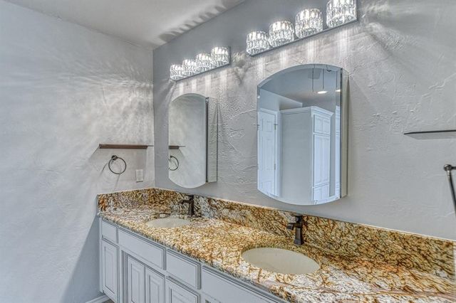 1508 SW 35th Street, Moore, OK 73160