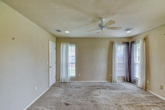 1508 SW 35th Street, Moore, OK 73160