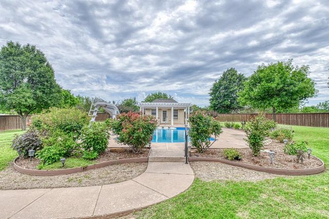 1508 SW 35th Street, Moore, OK 73160