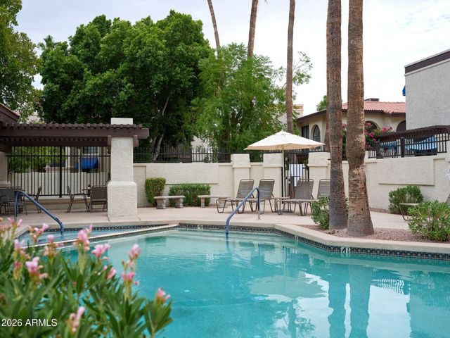 8841 S 51ST Street 3, Phoenix, AZ 85044