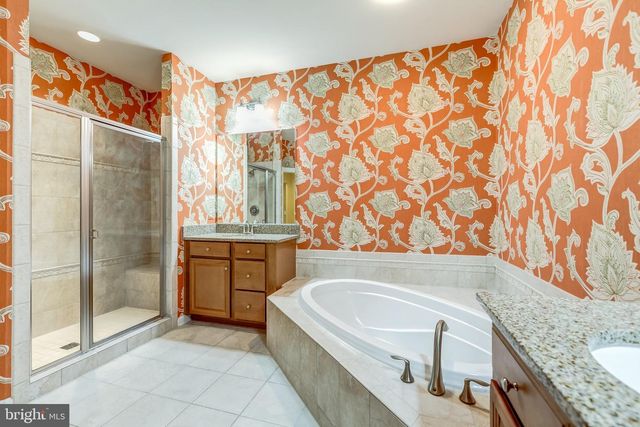 3883 BILLBERRY DR, Fairfax, VA 22033