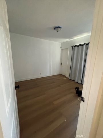 13229 Schoenborn Street, Sun Valley, CA 91352