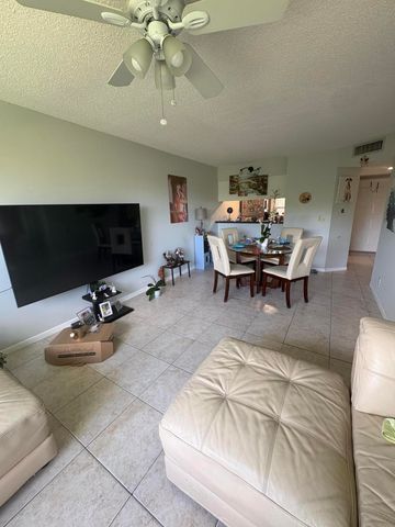 10107 TWIN LAKES Drive 24-O, Coral Springs, FL 33071