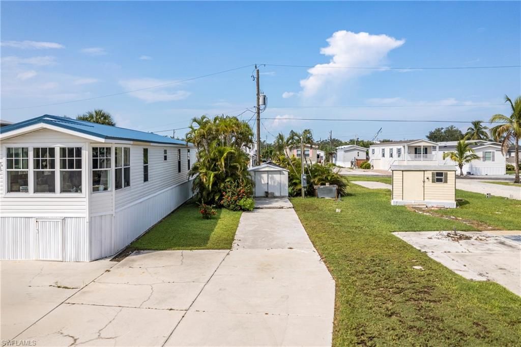 61 Oyster Bay LN, FORT MYERS BEACH, FL 33931 — photo 3