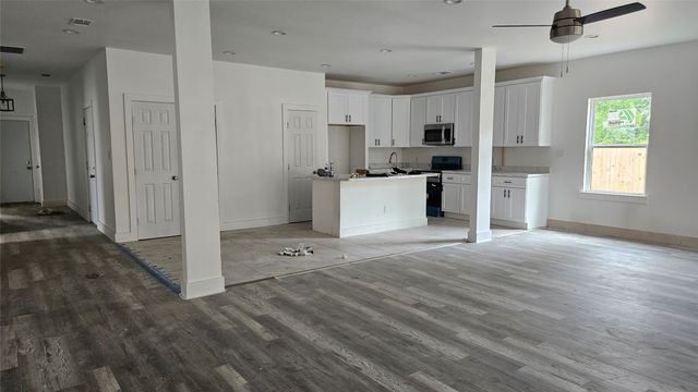 804 S Catherine Street, Terrell, TX 75160
