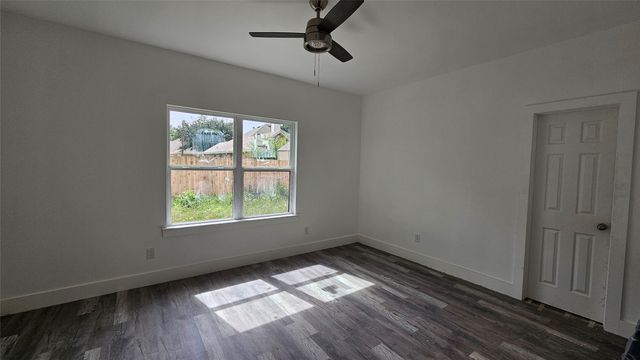 804 S Catherine Street, Terrell, TX 75160