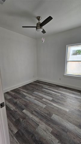 804 S Catherine Street, Terrell, TX 75160