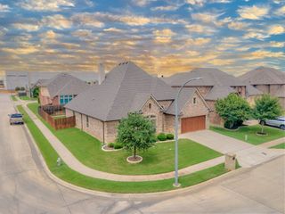 9301 Wood Duck Drive, Fort Worth, TX 76118