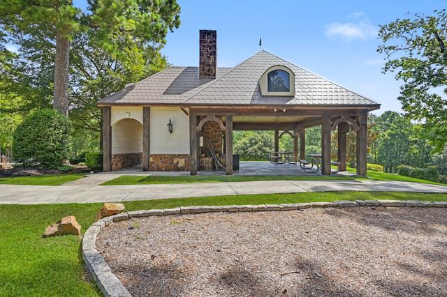 7393 Teaswood Drive, Conroe, TX 77304