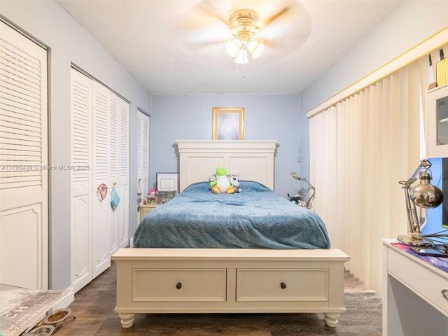 370 Fairway Cir 13, Weston, FL 33326