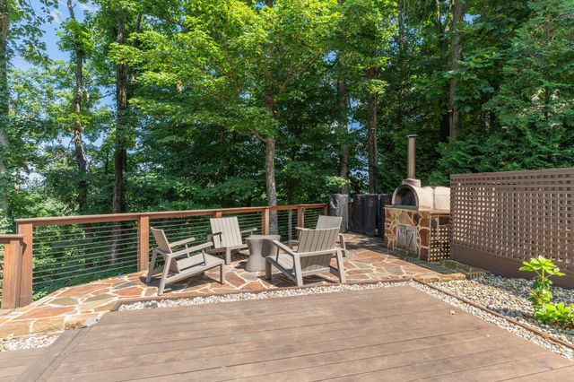 1819 Laurel Ridge Dr, Nashville, TN 37215
