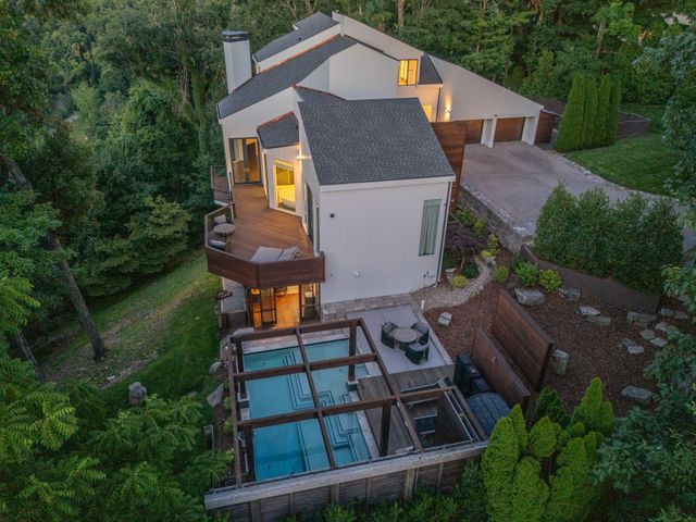 1819 Laurel Ridge Dr, Nashville, TN 37215