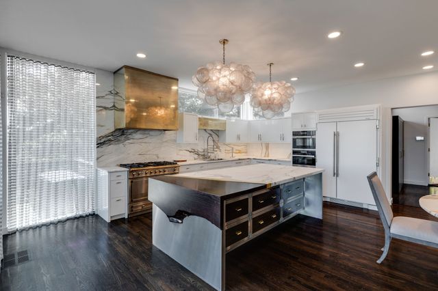 1819 Laurel Ridge Dr, Nashville, TN 37215