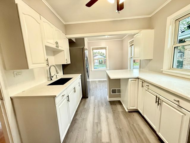 3201 Adams Street, Bellwood, IL 60104
