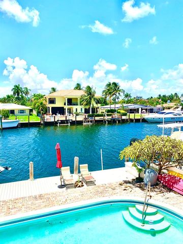 2735 NE 28 Court, Lighthouse Point, FL 33064