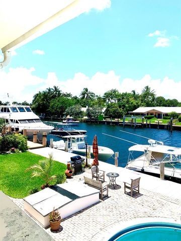 2735 NE 28 Court, Lighthouse Point, FL 33064
