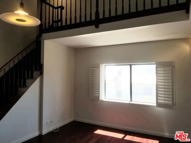 10620 EASTBORNE Avenue 302, Los Angeles, CA 90024