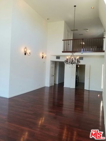 10620 EASTBORNE Avenue 302, Los Angeles, CA 90024