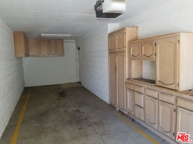 10620 EASTBORNE Avenue 302, Los Angeles, CA 90024