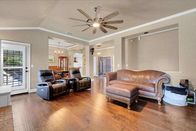 1560 Malaga Ct, Yuba City, CA 95993