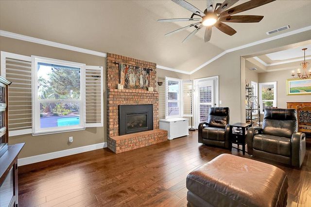 1560 Malaga Ct, Yuba City, CA 95993