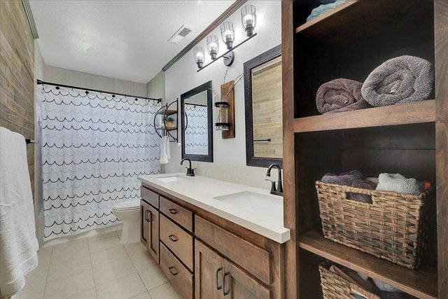 1560 Malaga Ct, Yuba City, CA 95993