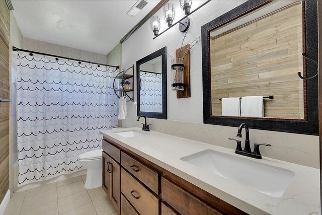 1560 Malaga Ct, Yuba City, CA 95993